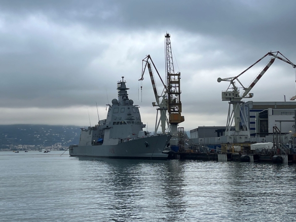 Tak to robią Włosi. Zobaczyliśmy jak powstają okręty podwodne i nawodne w Fincantieri-GospodarkaMorska.pl