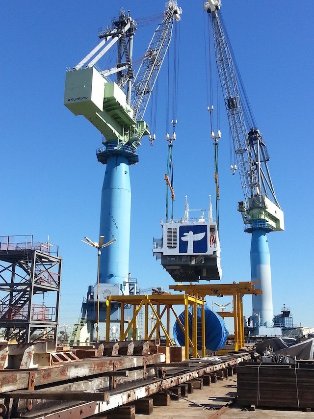 Szerokość  - 32,2 m-GospodarkaMorska.pl