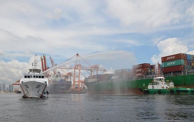 Pożar na pokładzie kontenerowca-GospodarkaMorska.pl