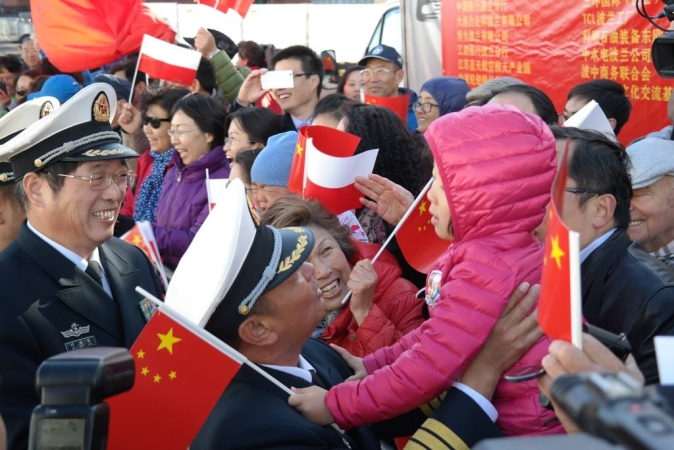 Okręty Chińskiej Armii Ludowo-Wyzwoleńczej w Gdyni.  Dzisiaj (7.10) po raz pierwszy w historii do polskiego portu weszły okręty Marynarki Wojennej Chin. W Gdyni zacumowały trzy jednostki: niszczyciel -GospodarkaMorska.pl