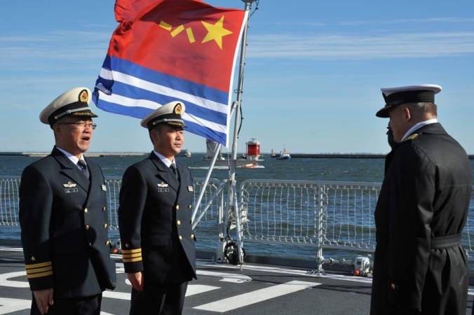 Okręty Chińskiej Armii Ludowo-Wyzwoleńczej w Gdyni.  Dzisiaj (7.10) po raz pierwszy w historii do polskiego portu weszły okręty Marynarki Wojennej Chin. W Gdyni zacumowały trzy jednostki: niszczyciel -GospodarkaMorska.pl