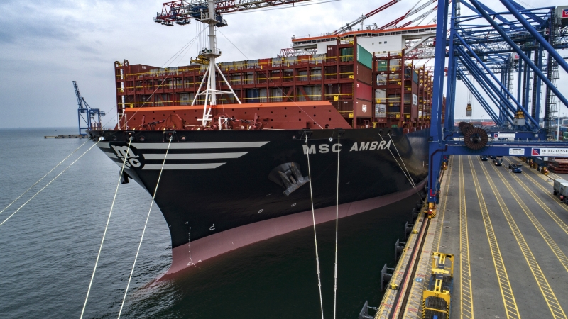 MSC Ambra po raz pierwszy w Porcie Gdańsk (foto, wideo)-GospodarkaMorska.pl