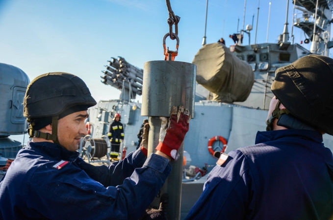 W Porcie Wojennym w Gdyni marynarze nie próżnują. Fot R. Pioch, Marynarka Wojenna RP-GospodarkaMorska.pl