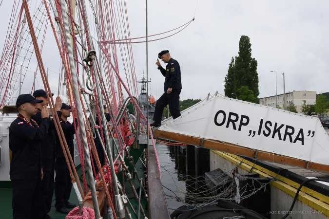 Morskie Lato podchorążych AMW [foto]-GospodarkaMorska.pl