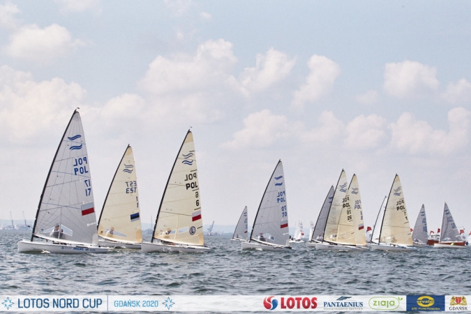 Sportowa rywalizacja na Zatoce Gdańskiej trwa [foto, wideo]-GospodarkaMorska.pl