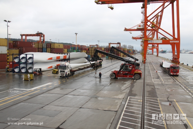 Port Gdynia portem instalacyjnym polskich farm wiatrowych na Bałtyku [foto, wideo]-GospodarkaMorska.pl