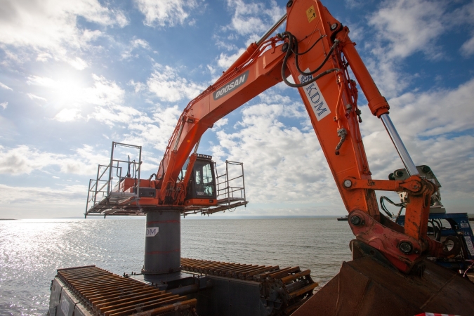Lipiec na budowie kanału żeglugowego przez Mierzeję Wiślaną (foto, wideo)-GospodarkaMorska.pl