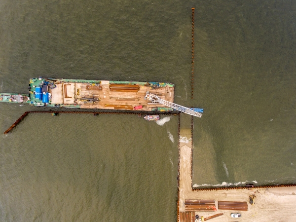 Lipiec na budowie kanału żeglugowego przez Mierzeję Wiślaną (foto, wideo)-GospodarkaMorska.pl