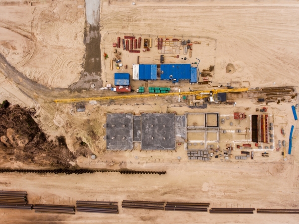 Lipiec na budowie kanału żeglugowego przez Mierzeję Wiślaną (foto, wideo)-GospodarkaMorska.pl