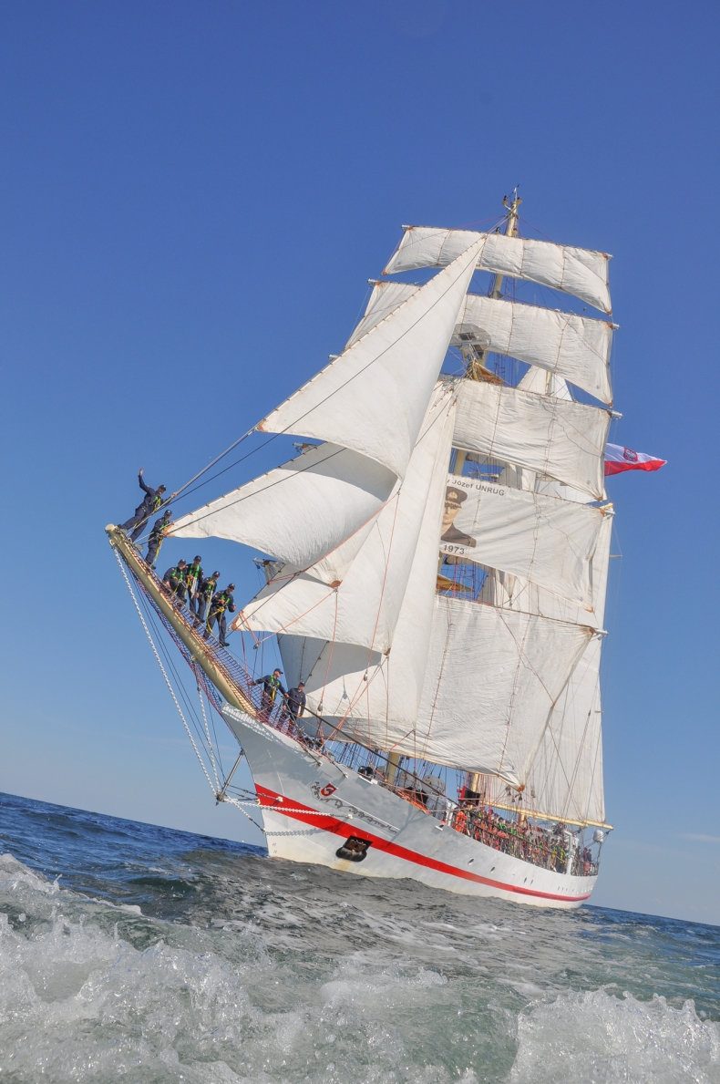 … a wiatr na wantach – relacja z praktyk pod żaglami [foto]-GospodarkaMorska.pl