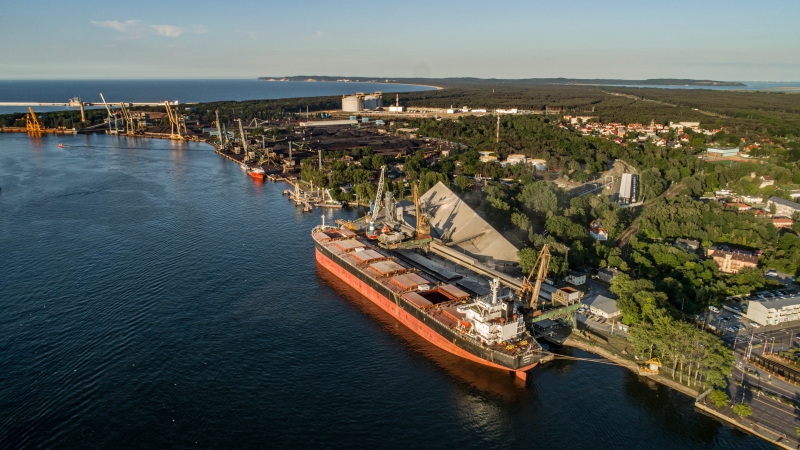 Terminal przeładunkowy surowców rolnych w Świnoujściu firmy BUNGE [foto, wideo]-GospodarkaMorska.pl