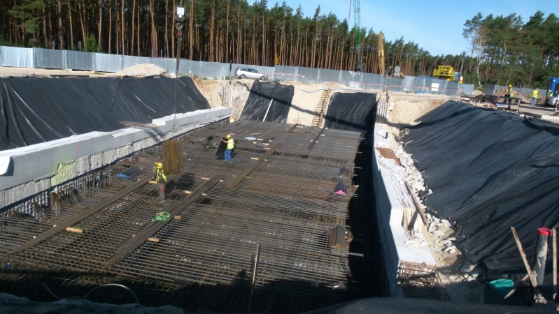 Tunel pod Świną: rozpoczyna się załadunek maszyny! Świnoujście czeka na giganta [foto, wideo]-GospodarkaMorska.pl