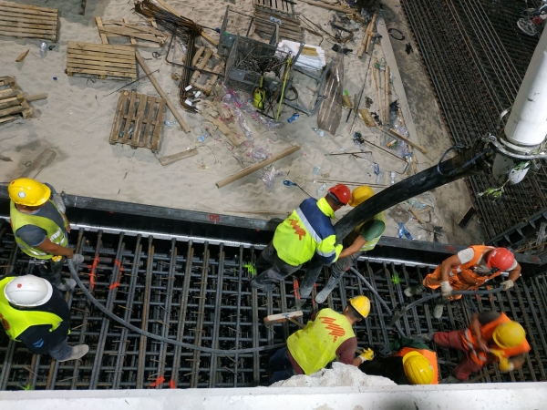 Tunel pod Świną: rozpoczyna się załadunek maszyny! Świnoujście czeka na giganta [foto, wideo]-GospodarkaMorska.pl