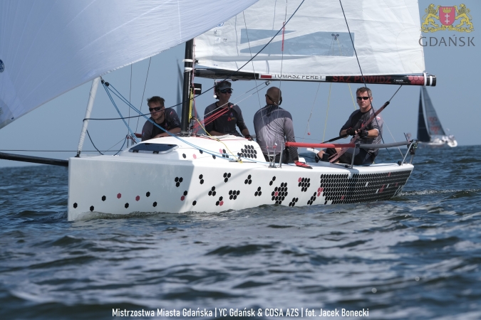Team Cellfast zwycięski w drugich Mistrzostwach Polskiej Floty klasy J/70 [foto]-GospodarkaMorska.pl