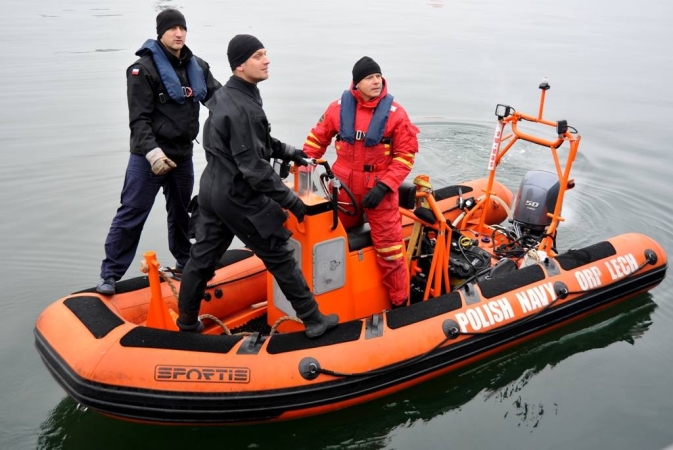 Przegląd kadłubów okrętów podwodnych-GospodarkaMorska.pl