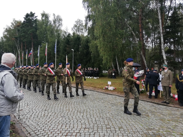 Klasa mundurowa z Rzepina z wizytą w 3. Flotylli Okrętów [foto]-GospodarkaMorska.pl