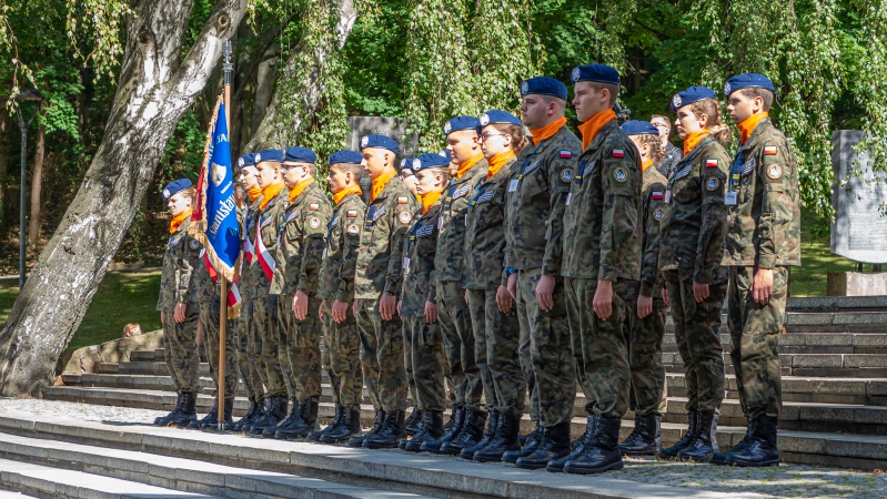 Klasa mundurowa z Rzepina z wizytą w 3. Flotylli Okrętów [foto]-GospodarkaMorska.pl