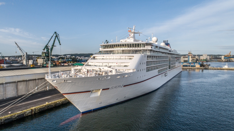 Europa 2: pierwszy wycieczkowiec w sezonie w Porcie Gdynia [foto, wideo]-GospodarkaMorska.pl