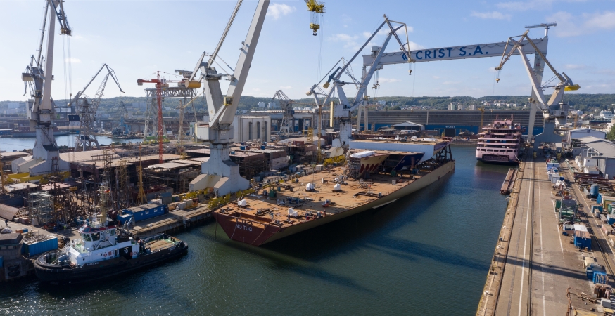 Kolejny megablok wycieczkowca opuścił CRIST [foto]-GospodarkaMorska.pl