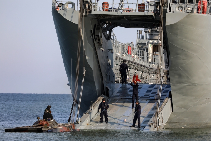 Współpraca okrętów 8. FOW z siłami 7. BOW [foto]-GospodarkaMorska.pl