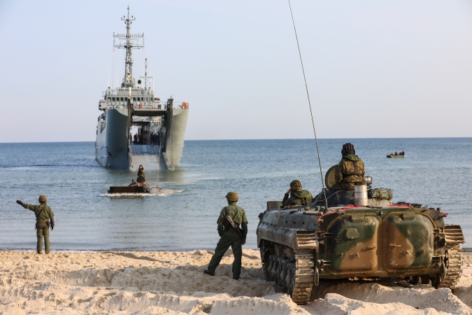 Współpraca okrętów 8. FOW z siłami 7. BOW [foto]-GospodarkaMorska.pl