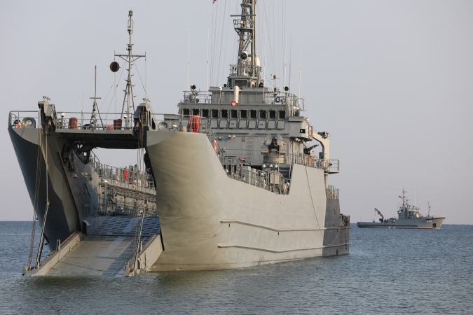 Współpraca okrętów 8. FOW z siłami 7. BOW [foto]-GospodarkaMorska.pl