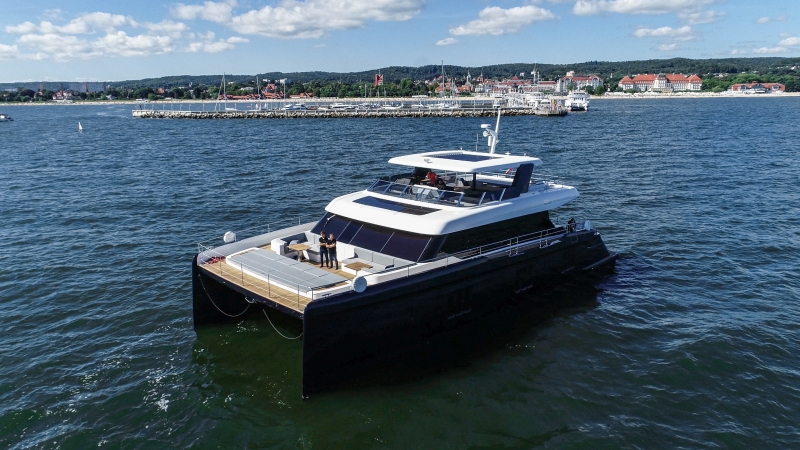 Poweras: nowoczesne technologie na luksusowych katamaranach (foto, wideo)-GospodarkaMorska.pl