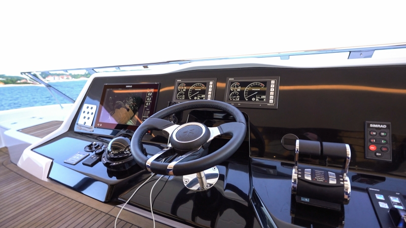 Poweras: nowoczesne technologie na luksusowych katamaranach (foto, wideo)-GospodarkaMorska.pl