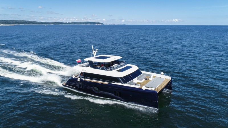 Poweras: nowoczesne technologie na luksusowych katamaranach (foto, wideo)-GospodarkaMorska.pl