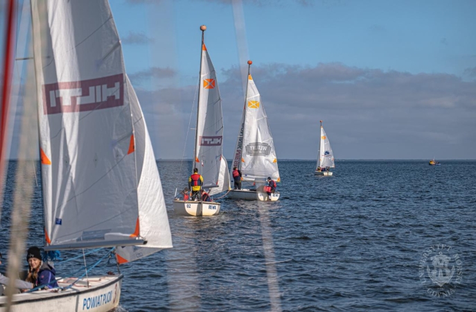 Regaty Kapitanów Żaglowców o Puchar Rektora UMG (foto, wideo)-GospodarkaMorska.pl