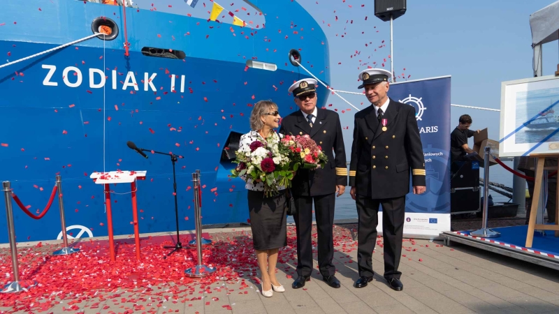 Chrzest jednostki „Zodiak II” podczas obchodów 100-lecia Administracji Morskiej RP (foto, wideo)-GospodarkaMorska.pl