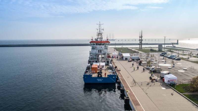 Chrzest jednostki „Zodiak II” podczas obchodów 100-lecia Administracji Morskiej RP (foto, wideo)-GospodarkaMorska.pl