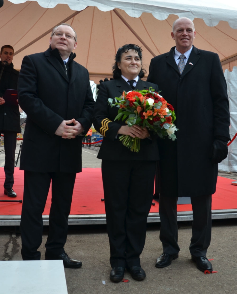 Chrzest promu Salish Orca wybudowanego w Remontowej dla Kanadyjczyków-GospodarkaMorska.pl