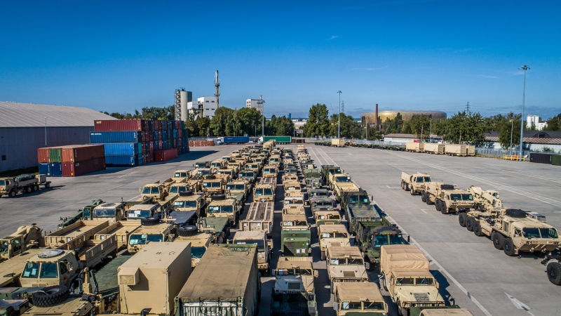 Amerykańskie wojska w Porcie Gdańsk. Zobacz nietypowy rozładunek (foto, wideo)-GospodarkaMorska.pl