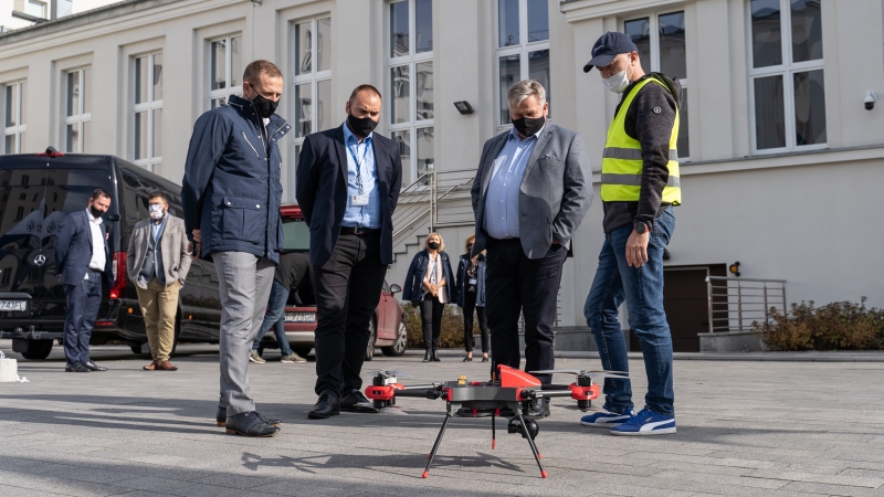 Port Gdynia gotowy na dronową rewolucję! (foto, wideo)-GospodarkaMorska.pl