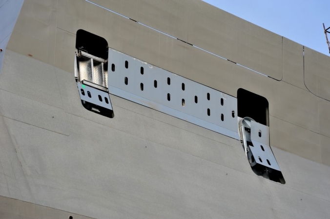 ORP Ślązak znów na wodzie-GospodarkaMorska.pl