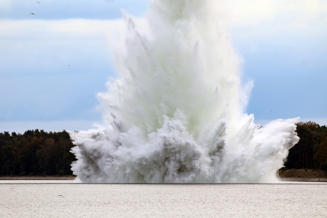 Największy niewybuch znaleziony w historii Polski zneutralizowany. Mamy zdjęcia!-GospodarkaMorska.pl