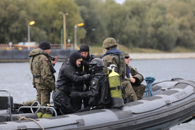 Największy niewybuch znaleziony w historii Polski zneutralizowany. Mamy zdjęcia!-GospodarkaMorska.pl