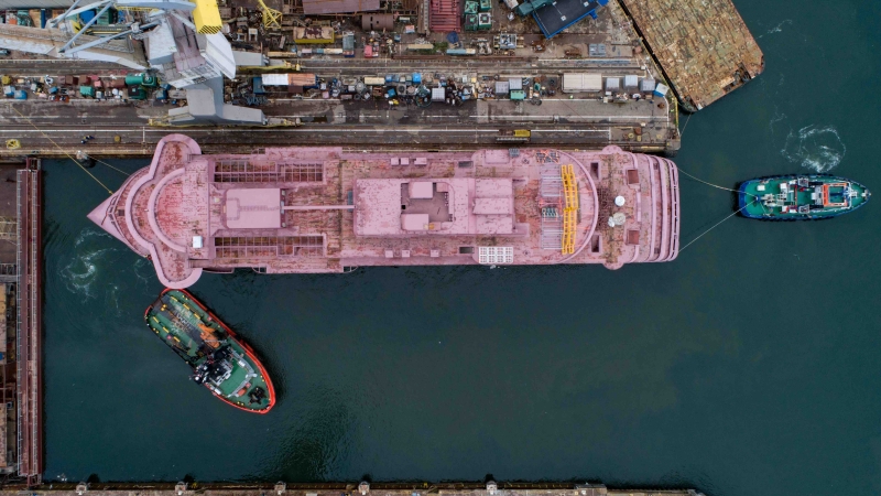 National Geographic Resolution wypłynął ze stoczni CRIST [foto, wideo]-GospodarkaMorska.pl