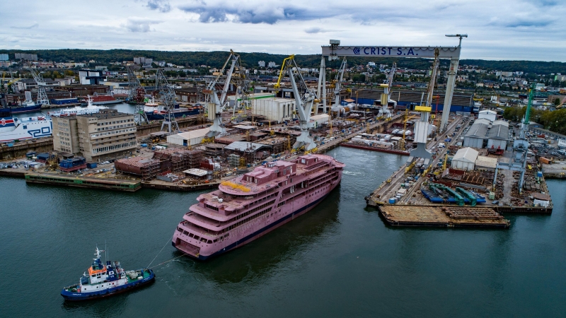 National Geographic Resolution wypłynął ze stoczni CRIST [foto, wideo]-GospodarkaMorska.pl