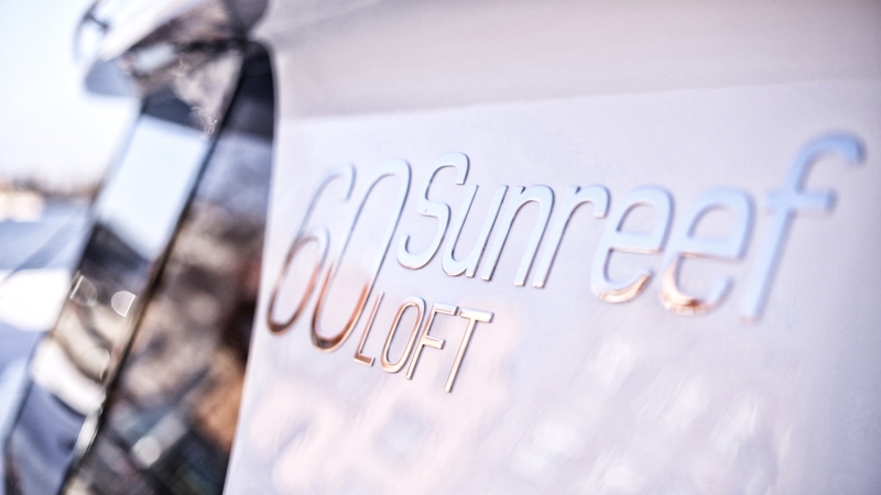 Prawosławny chrzest luksusowego katamaranu przed gdańskim Hiltonem-GospodarkaMorska.pl