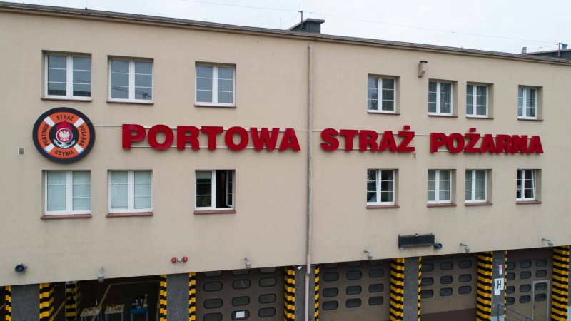 Nowy pojazd kwatermistrzowski na 90-lecie Portowej Straży Pożarnej w Gdyni (foto, wideo)-GospodarkaMorska.pl