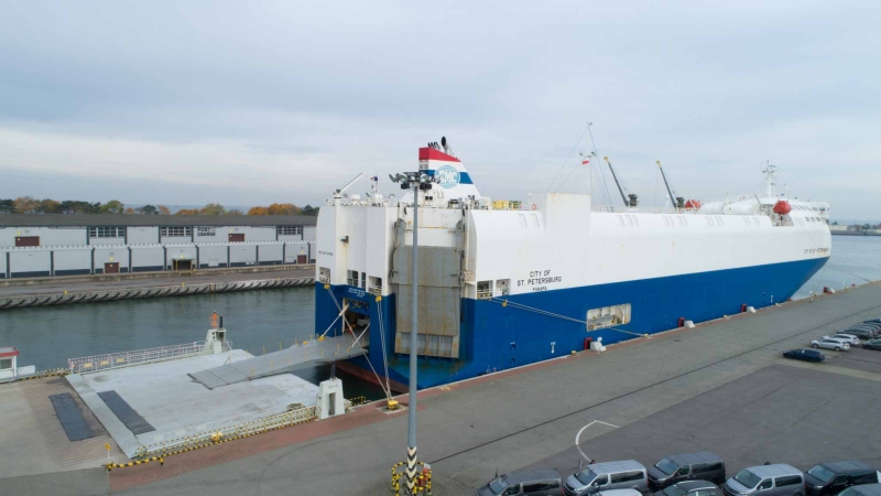 Port Gdańsk liderem przeładunków samochodów osobowych w regionie [foto, wideo]-GospodarkaMorska.pl