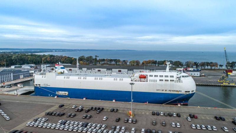 Port Gdańsk liderem przeładunków samochodów osobowych w regionie [foto, wideo]-GospodarkaMorska.pl