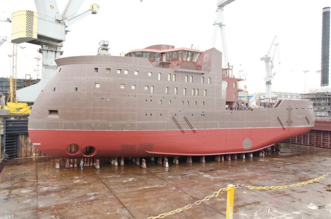 W stoczni Crist zwodowano nowatorski kadłub dla Norwegów-GospodarkaMorska.pl