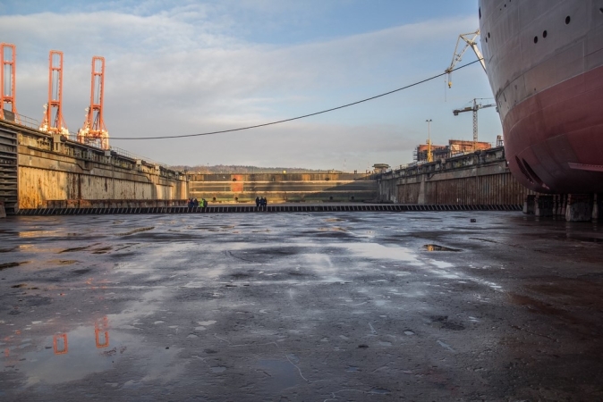 W stoczni Crist zwodowano nowatorski kadłub dla Norwegów-GospodarkaMorska.pl