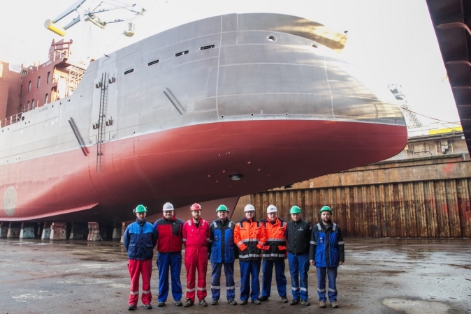 W stoczni Crist zwodowano nowatorski kadłub dla Norwegów-GospodarkaMorska.pl