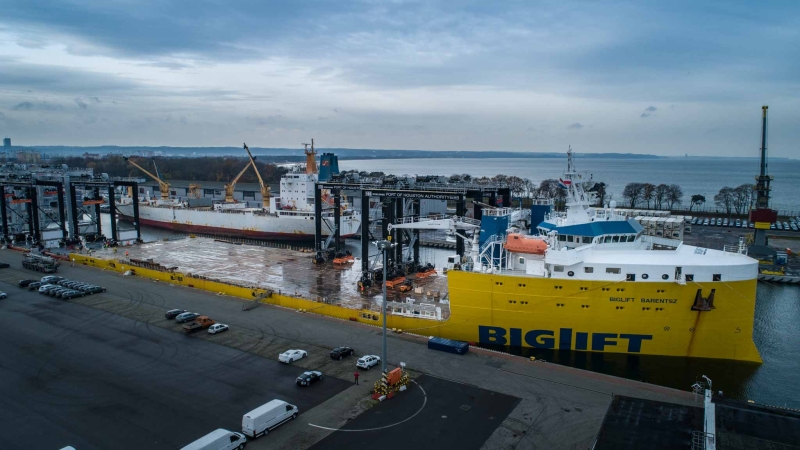 Największy załadunek suwnic w historii El Professional (foto, wideo)-GospodarkaMorska.pl