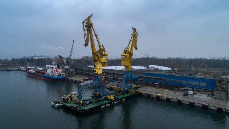 Nowe dźwigi w Porcie Gdańsk (foto, wideo)-GospodarkaMorska.pl