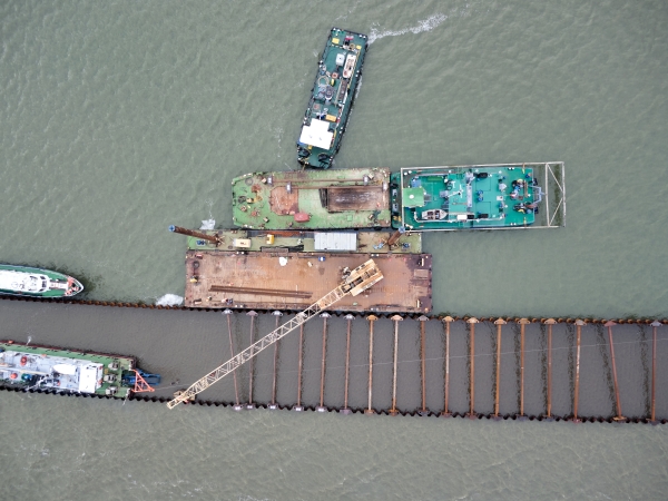 Grudzień na budowie drogi wodnej łączącej Zalew Wiślany z Zatoką Gdańską [foto, wideo]-GospodarkaMorska.pl